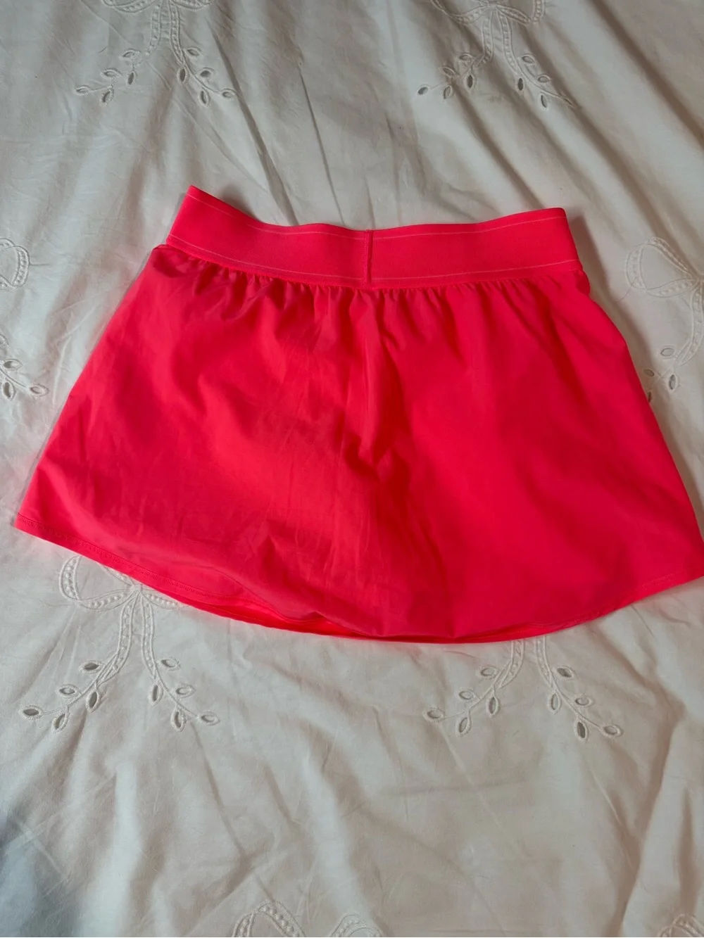 ALO Yoga Neon Coral Athletic Skort - Picture 2 of 4
